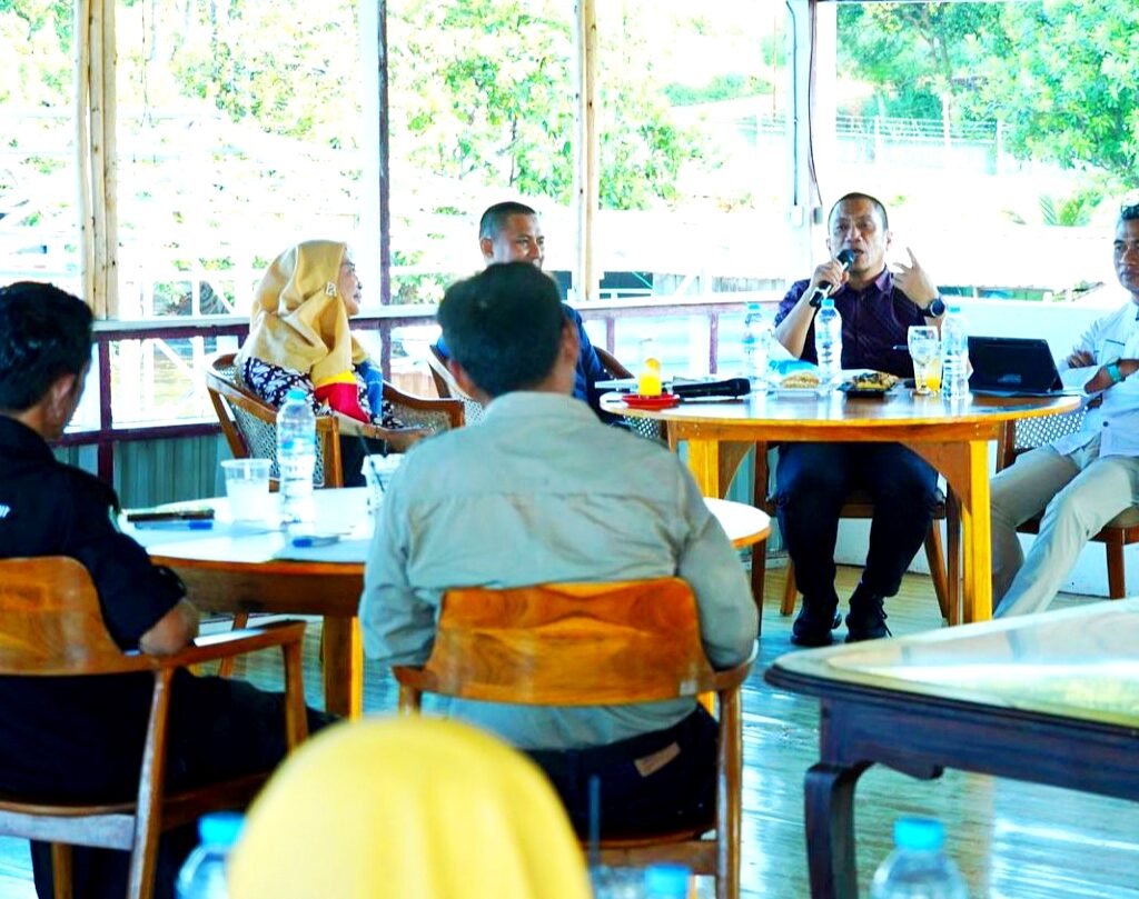 Kumpulkan para Kepala Puskesmas, Bupati Lutim Minta Benahi Fasilitas dan Sistem Kesehatan