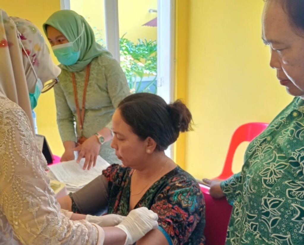 Peringati Hari Kartini, TP-PKK dan PKM di Lutim Gelar Deteksi Dini Kanker Leher Rahim