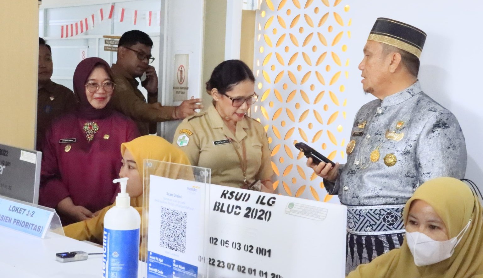 Antrean Pasien Menumpuk, Minta RSUD I Lagaligo Tambah Layanan