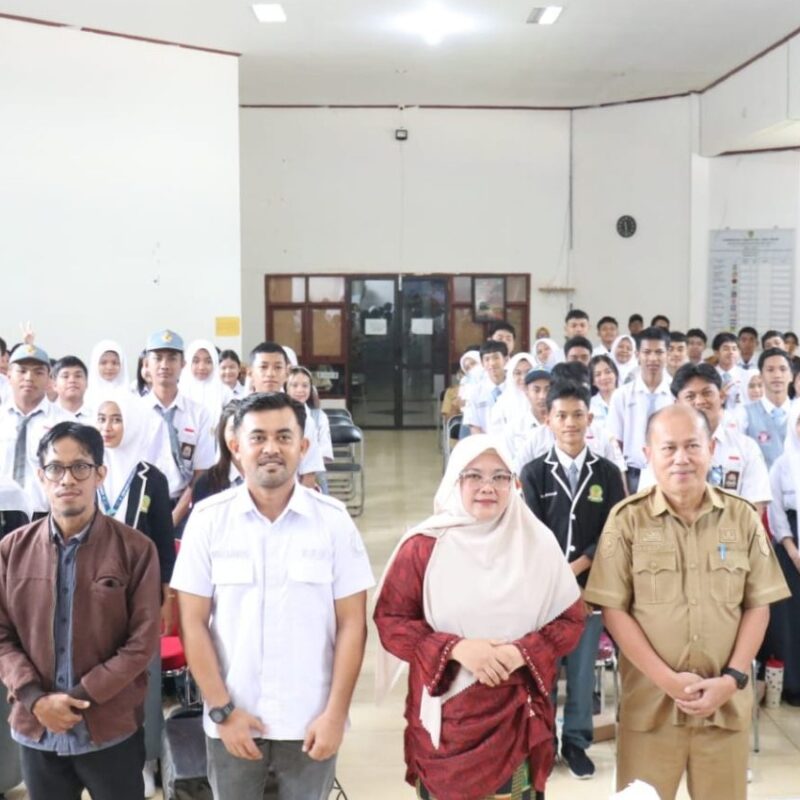 Pelajar Lutim Dibekali Pendidikan Politik, Siap Jadi Pemilih Cerdas