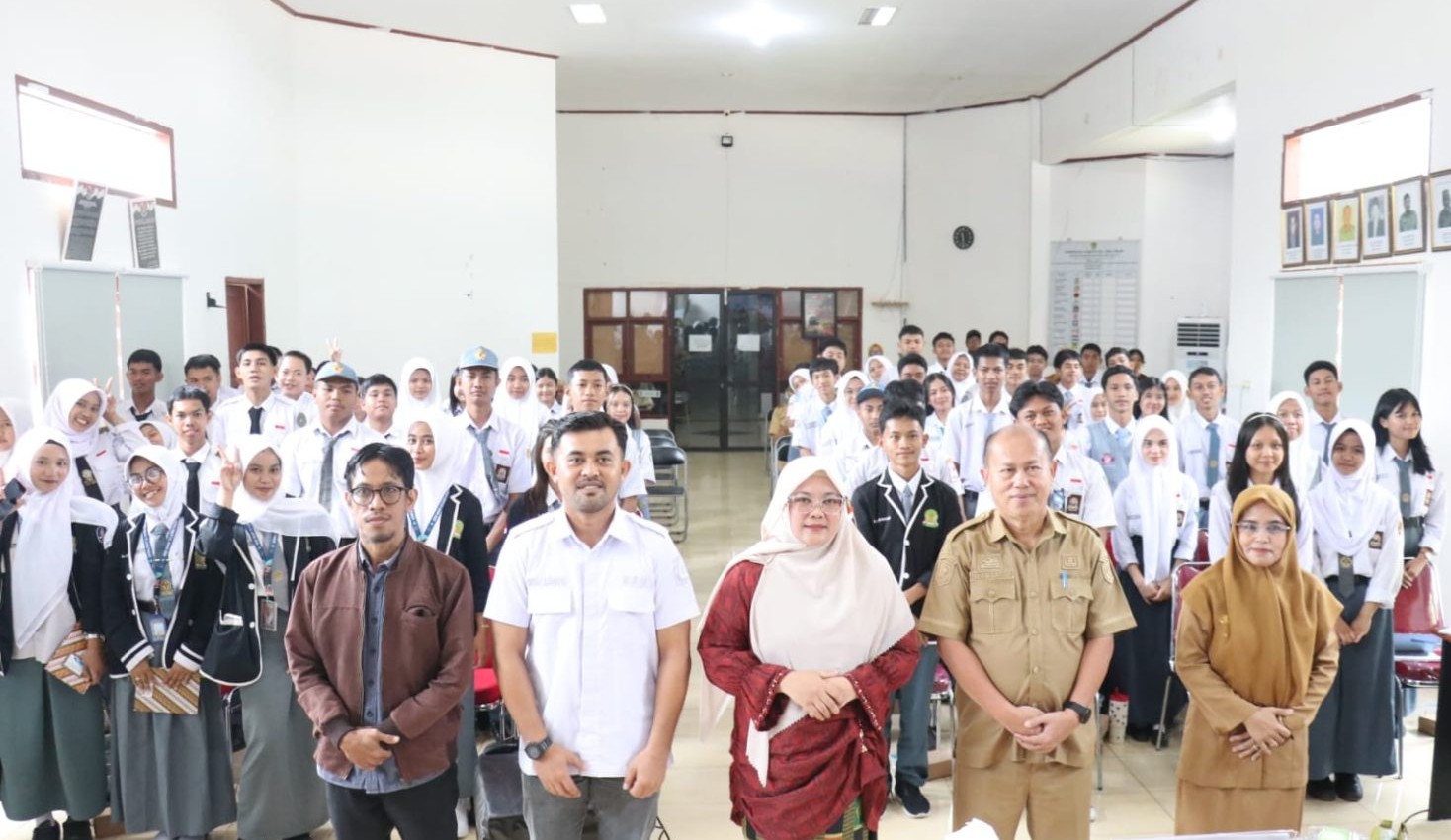 Pelajar Lutim Dibekali Pendidikan Politik, Siap Jadi Pemilih Cerdas