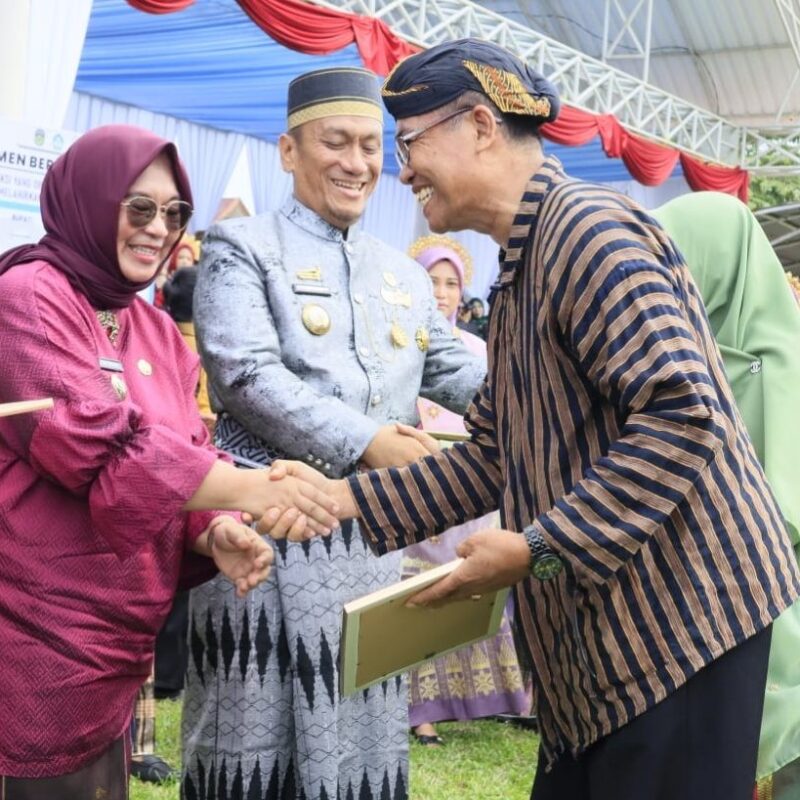 Peringatan Hardiknas, Lutim Perkuat Komitmen Bangun Pendidikan Berkualitas