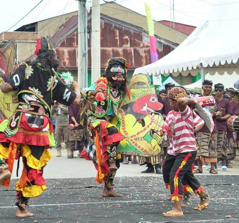 Puspawati Sebut Karnaval Budaya Jadi Simbol Persatuan Masyarakat Luwu Timur