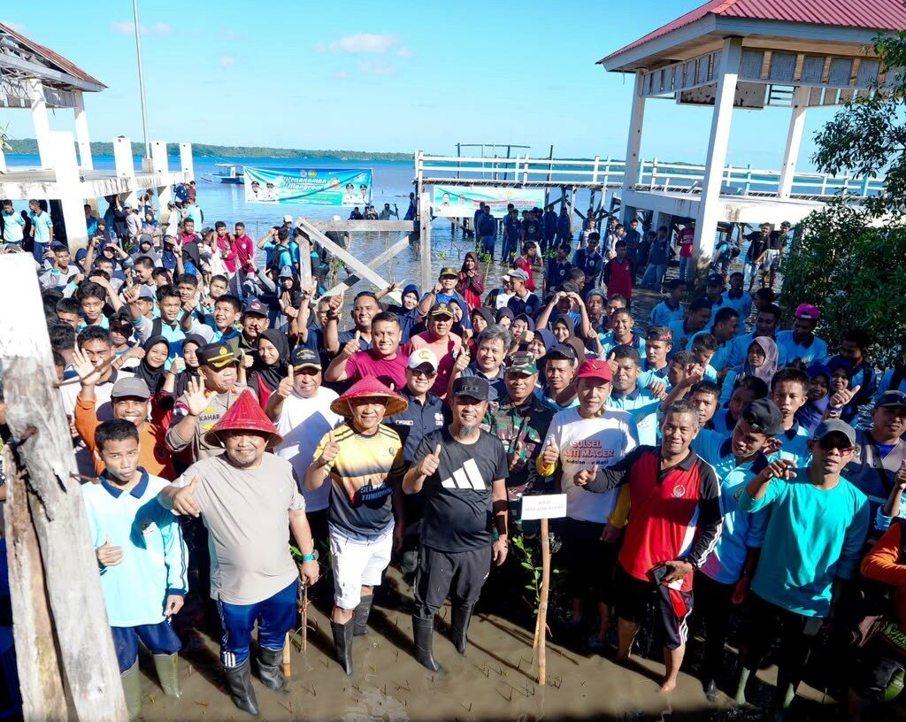 Peringati Hari Lingkungan Hidup Sedunia, Gubernur Sulsel Tanam 1.000 Mangrove di Selayar