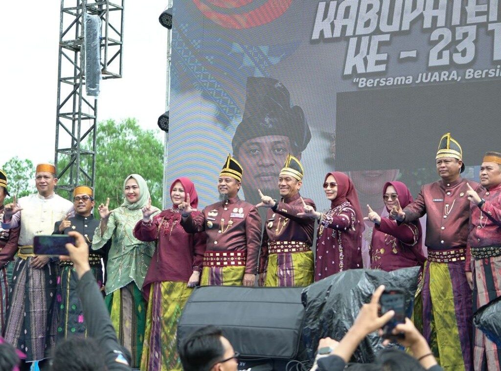 Puncak HUT ke-23 Luwu Timur, Irwan Ajak Semua Elemen Bersatu Membangun Daerah