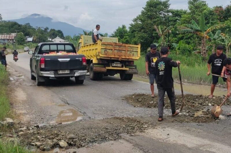 Meski Kewenangan Nasional, Pemkab Lutim Tetap Perbaiki Jalan Ussu