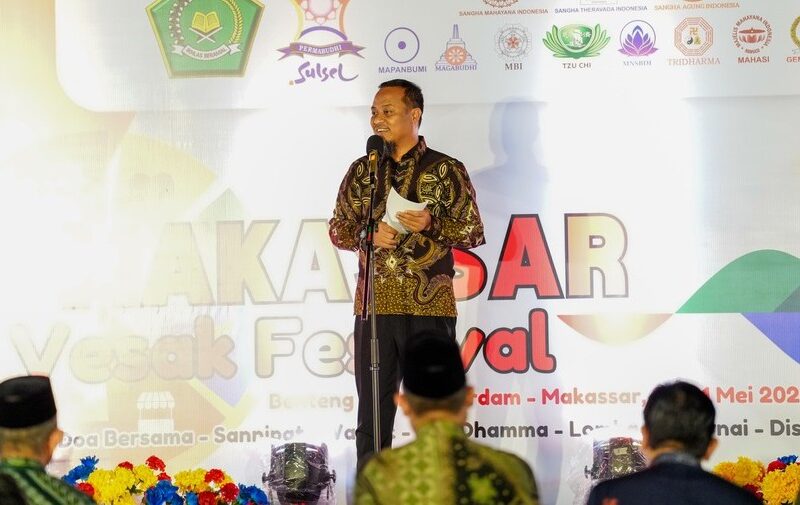 Gubernur Sulsel Apresiasi Kontribusi Permabudhi dalam Pembangunan Daerah Gubernur Sulsel Apresiasi Kontribusi Permabudhi dalam Pembangunan Daerah