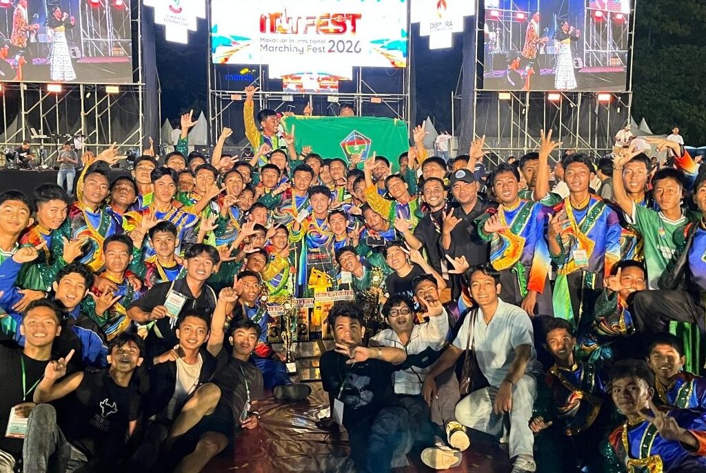 Membanggakan! Marching Band Ponpes Nurul Junaidiyah Lauwo Lutim Juara Umum di MIMFEST 2026