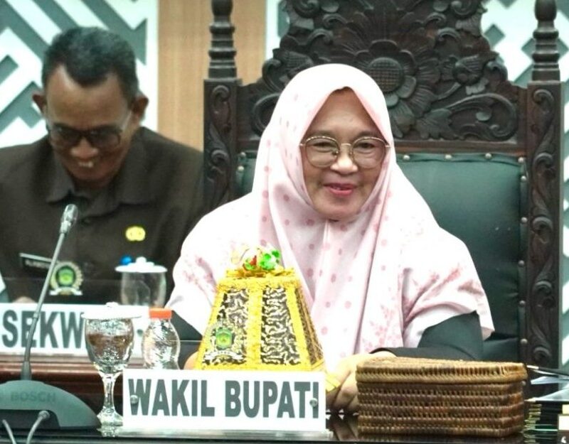 Pemkab dan DPRD Lutim Sepakati Ranperda Pertanggungjawaban APBD 2025 Pemkab dan DPRD Lutim Sepakati Ranperda Pertanggungjawaban APBD 2025