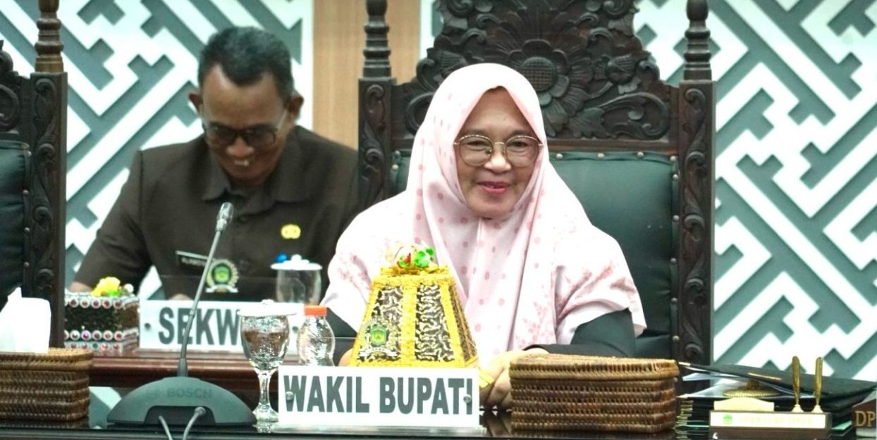Pemkab dan DPRD Lutim Sepakati Ranperda Pertanggungjawaban APBD 2025