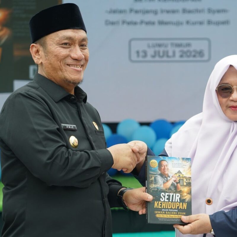 Sopir Pete-pete jadi Bupati, “Setir Kehidupan” Kisah Perjalanan Hidup Irwan Bachri Syam Sopir Pete-pete jadi Bupati, “Setir Kehidupan” Kisah Perjalanan Hidup Irwan Bachri Syam