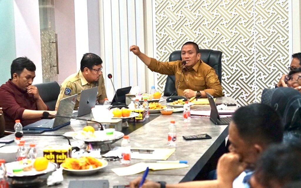 Pimpin Rakor Evaluasi Pandu Juara, Irwan: Saya Minta Hasil Nyata Tahun Ini Pimpin Rakor Evaluasi Pandu Juara, Irwan: Saya Minta Hasil Nyata Tahun Ini