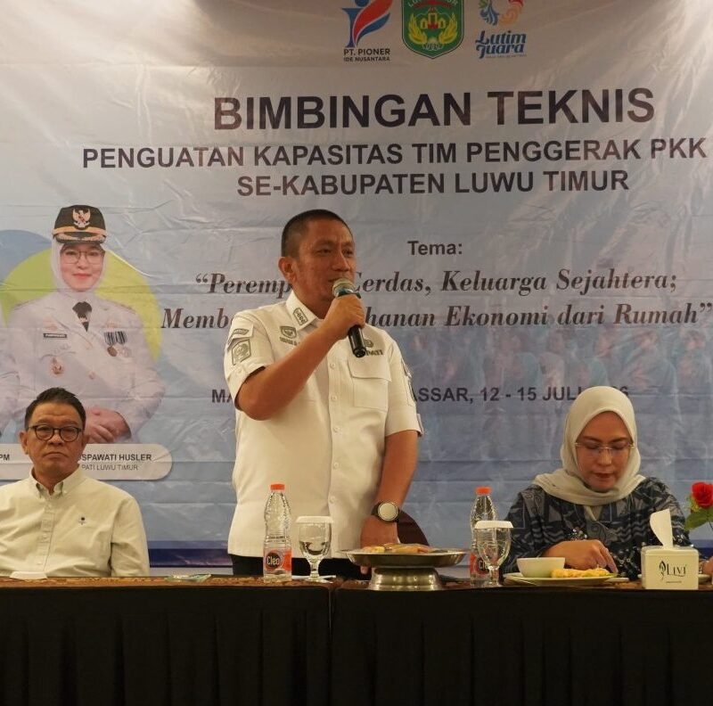 Bupati Lutim Minta PKK Tingkatkan Perhatian kepada Warga Bupati Lutim Minta PKK Tingkatkan Perhatian kepada Warga