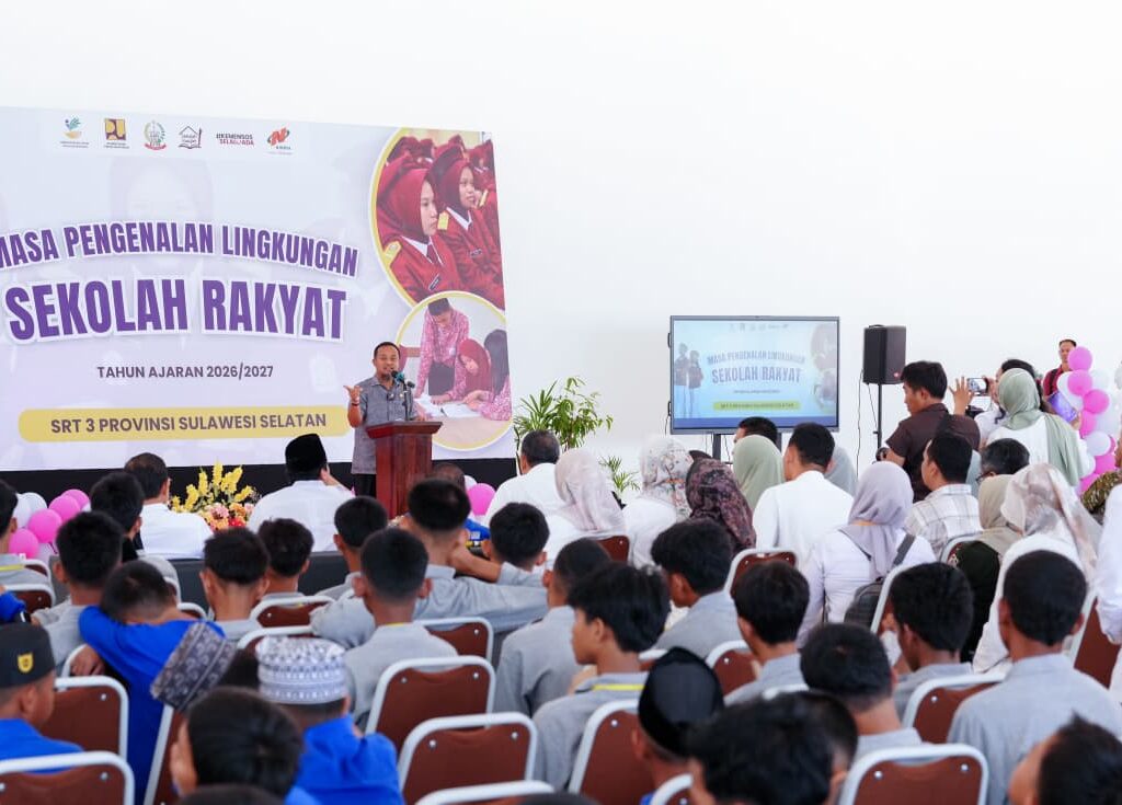 Gubernur Andi Sudirman Resmi Buka MPLS Sekolah Rakyat Terintegrasi 3 Sulsel, 270 Siswa Siap Wujudkan Mimpi Gubernur Andi Sudirman Resmi Buka MPLS Sekolah Rakyat Terintegrasi 3 Sulsel, 270 Siswa Siap Wujudkan Mimpi