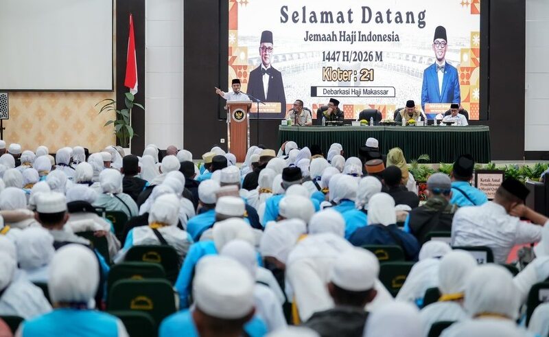 Sambut 392 Jemaah Haji Kloter 21, Ini Pesan Gubernur Sulsel