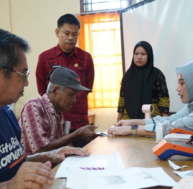 3 Juta Masuk Rekening, Lansia Lutim: Sejak 1971 Baru Sekarang Dapat Bantuan Seperti Ini 3 Juta Masuk Rekening, Lansia Lutim: Sejak 1971 Baru Sekarang Dapat Bantuan Seperti Ini