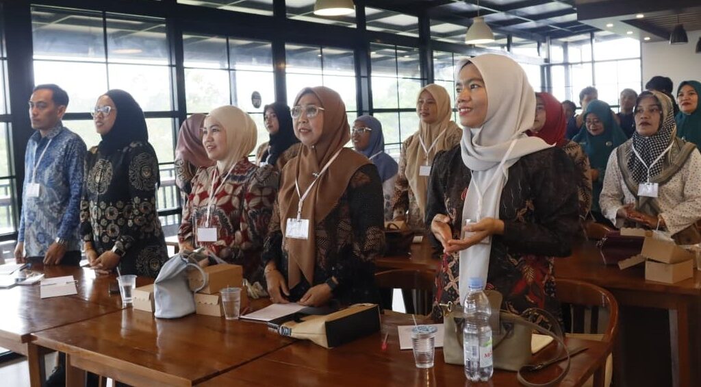 Diskominfo Lutim Gelar Pelatihan MC, Bekali Pengurus PKK dan Aparat Desa dengan Public Speaking