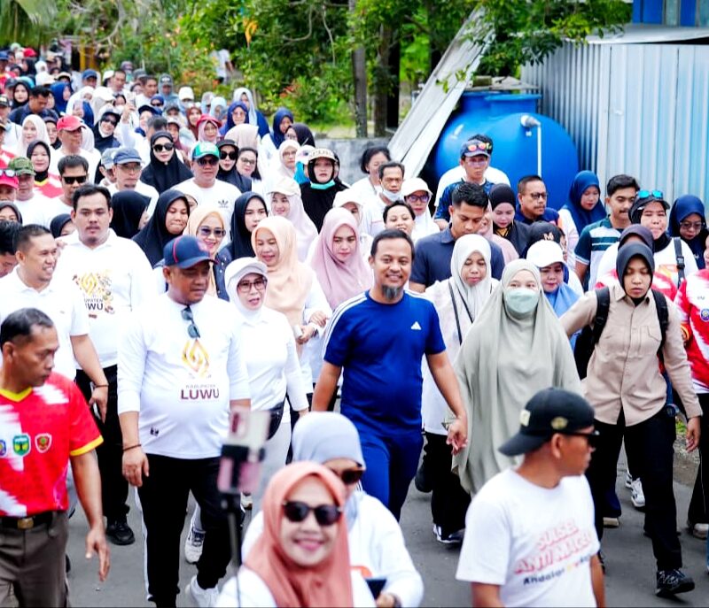 Peringati HUT Luwu, Puluhan Ribu Warga Semarakkan Jalan Sehat Anti Mager Bersama Gubernur Sulsel