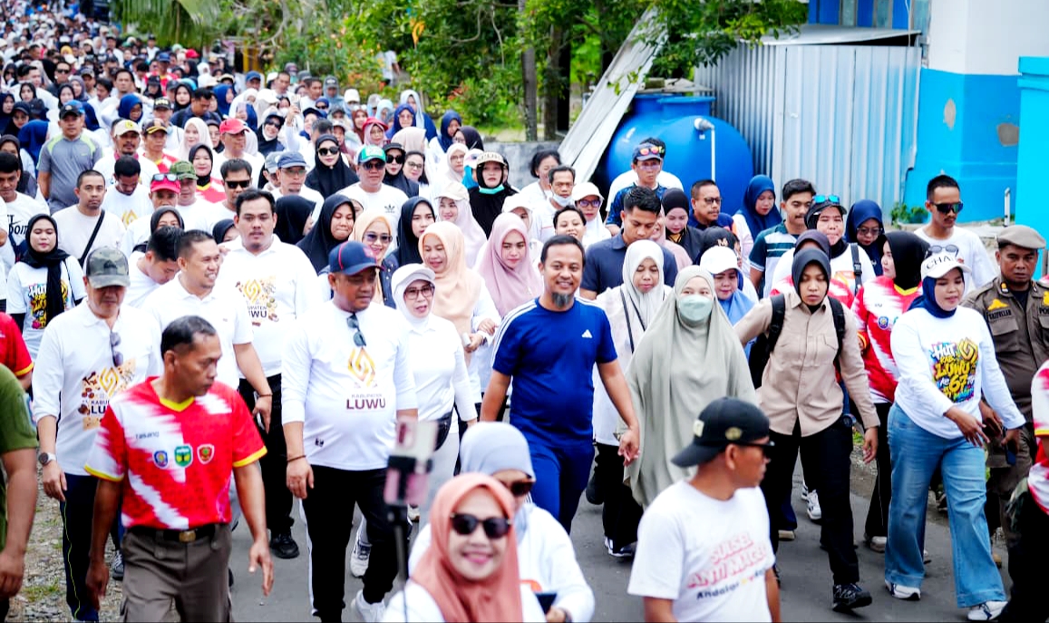 Peringati HUT Luwu, Puluhan Ribu Warga Semarakkan Jalan Sehat Anti Mager Bersama Gubernur Sulsel