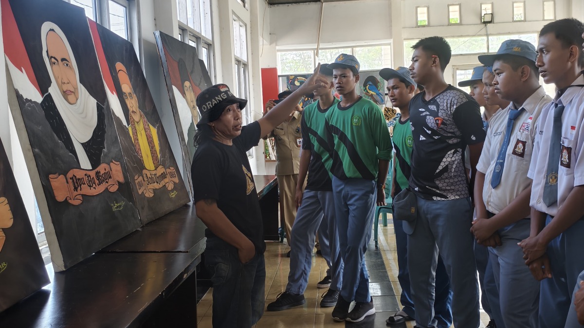 Tak Sekadar Rayakan Kemerdekaan, Pemkab Lutim Ajak Pelajar Kenali Pahlawan Lewat Lukisan