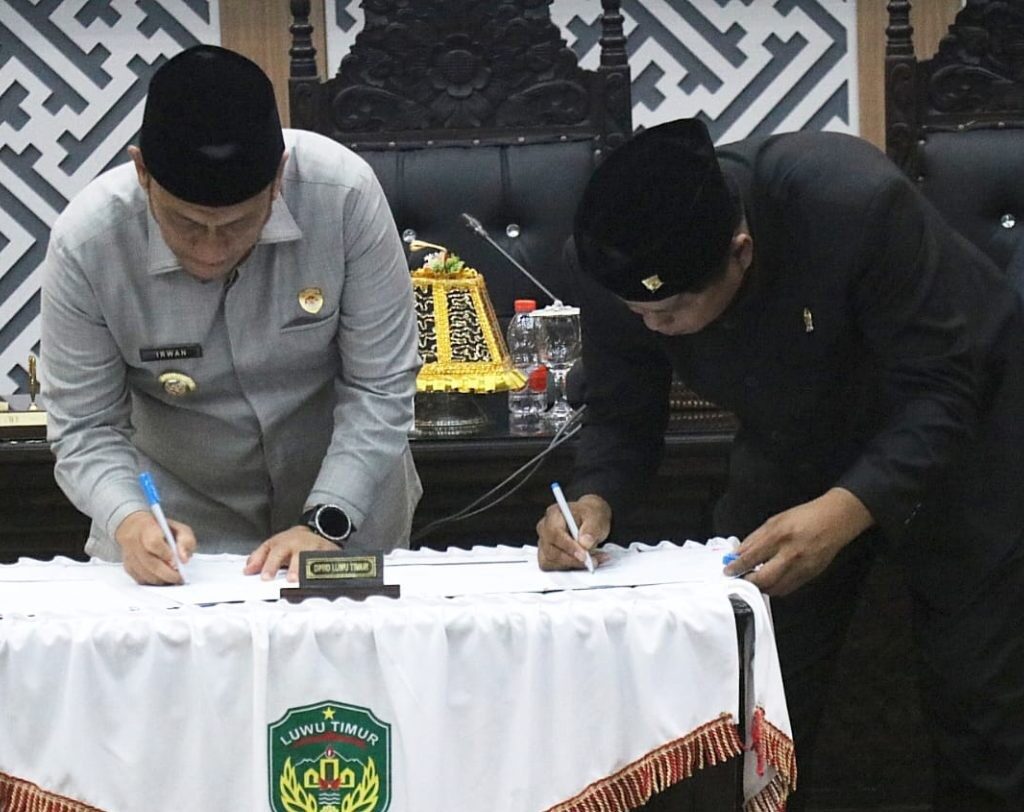 Bupati dan Ketua DPRD Lutim Tandatangani Kesepakatan Perubahan KUA-PPAS 2026