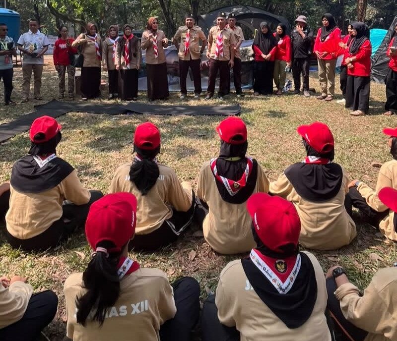 Ani Nurbani Irwan Hadir di Jamnas Pramuka Beri Dukungan Kontingen Lutim Ani Nurbani Irwan Hadir di Jamnas Pramuka Beri Dukungan Kontingen Lutim