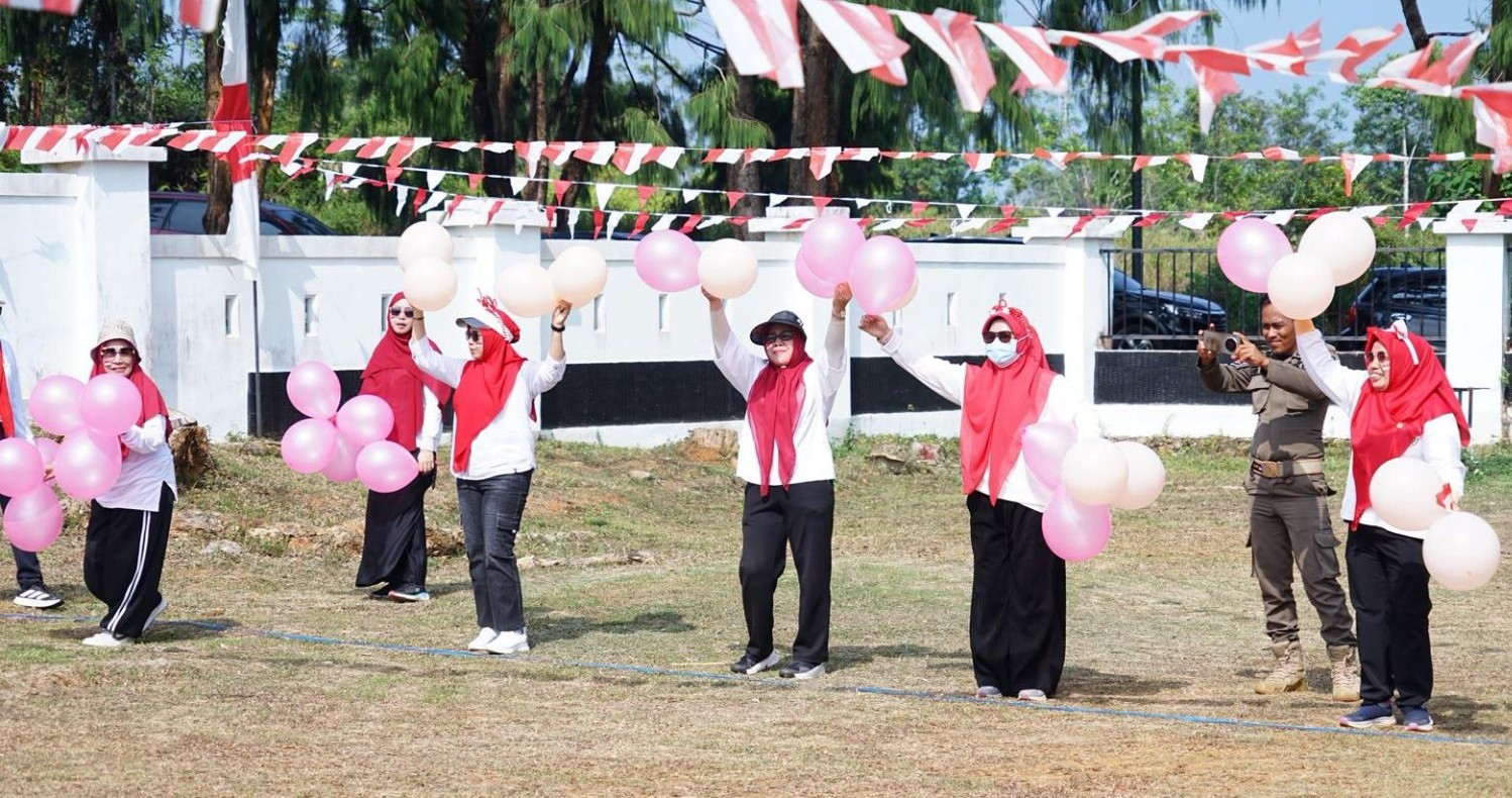 Meriahkan HUT RI ke-81, DWP Lutim Gelar Sejumlah Lomba