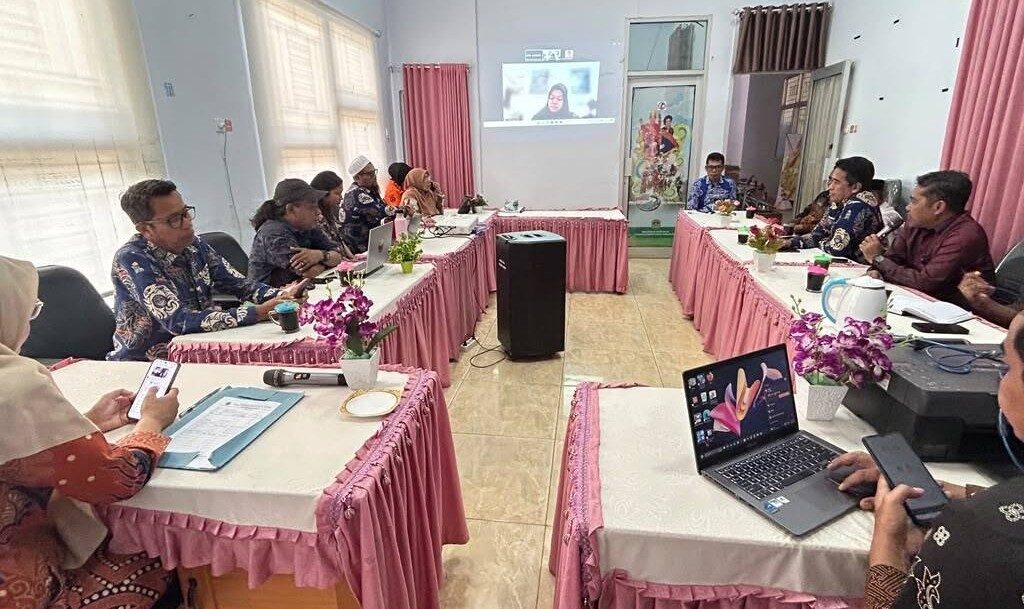 Pemkab Lutim Gelar Rakor Program Sekolah Siaga Bencana Pemkab Lutim Gelar Rakor Program Sekolah Siaga Bencana
