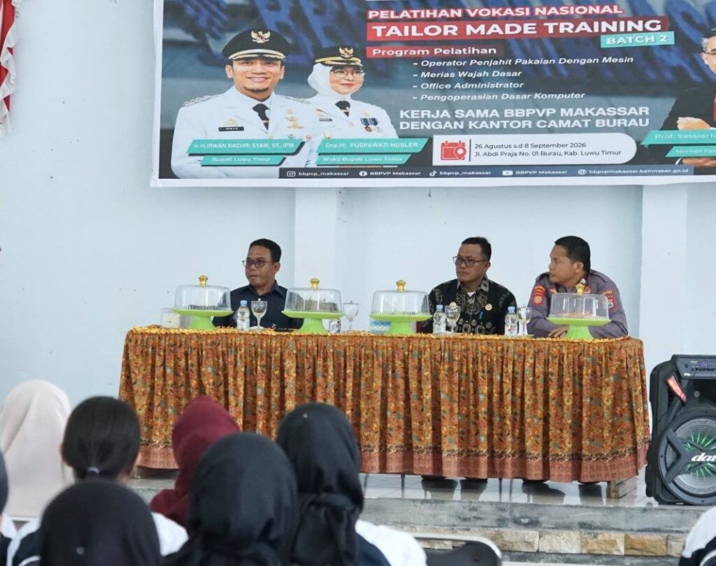 Buka TMT di Burau, Bupati Lutim Dorong Peserta Ubah Keterampilan Jadi Peluang Usaha
