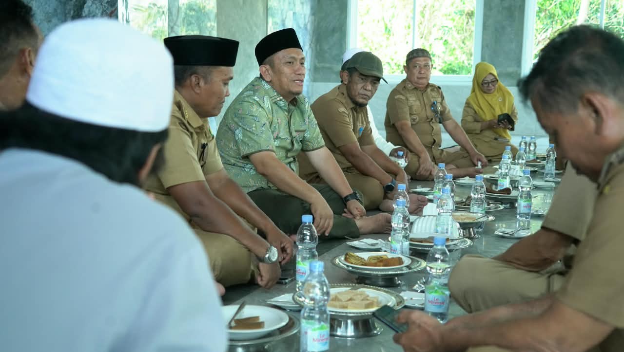 Resmikan Masjid Istiqamah Jalajja, Bupati Lutim Dorong Jadi Pusat Dakwah dan Pendidikan Islam