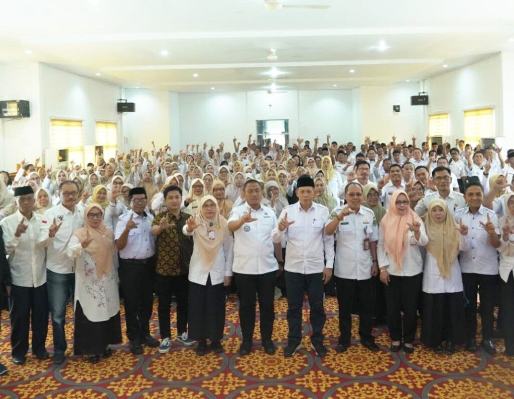 Percepat Pendataan Kerusakan Sekolah, Ibas: Tak Boleh Ada Lagi Siswa Belajar di Lantai