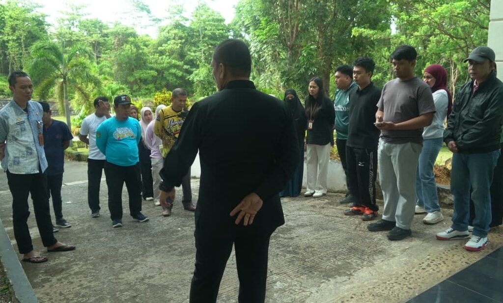 Sidak Dua OPD, Bupati Lutim Soroti Disiplin Pegawai hingga Program yang Belum Tuntas