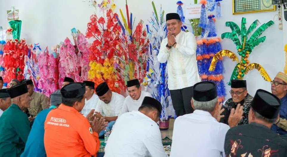 Hadiri Peringatan Maulid, Wabup Luwu Tekankan Pembangunan Manusia Beriman