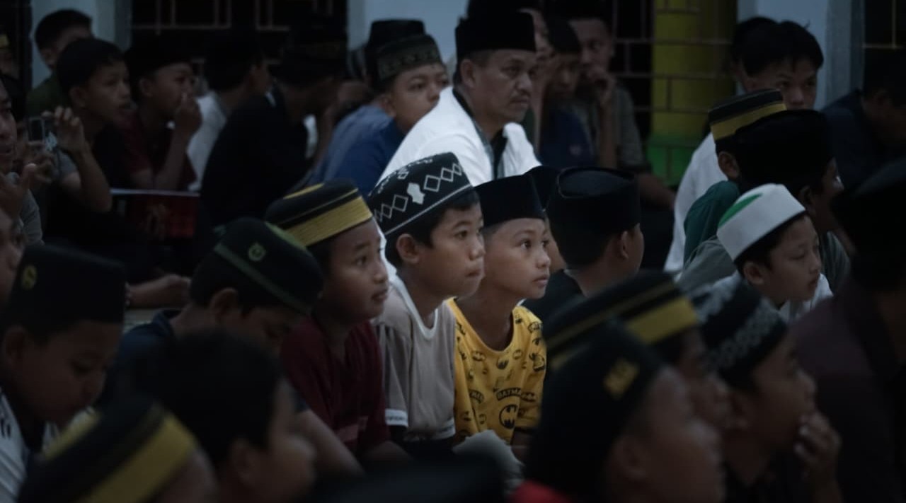 Ibas Ajak Pelajar di Lutim Biasakan Subuh Berjamaah