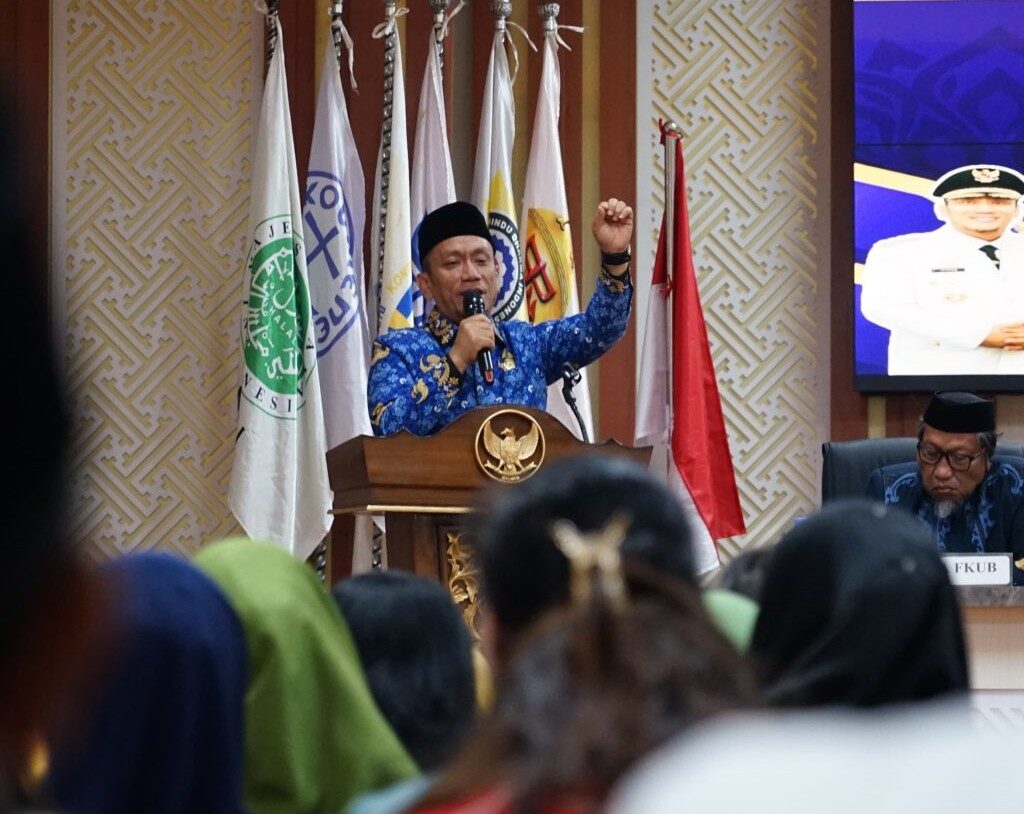 Ibas Ajak FKUB dan Tomas Perkuat Kerukunan di Luwu Timur Ibas Ajak FKUB dan Tomas Perkuat Kerukunan di Luwu Timur