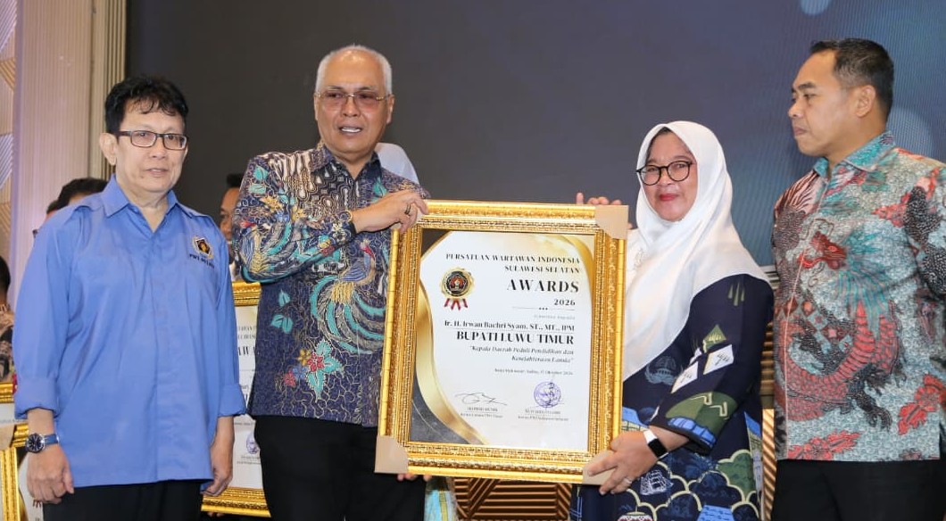 Program Pro-Rakyat Ibas-Puspa Diganjar Penghargaan Oleh PWI Sulsel